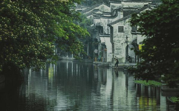 新一轮驻东营市省派工作队全体队员座谈会召开
